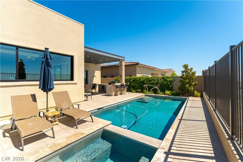 446 Highview Ridge, Las Vegas, NV 89138
