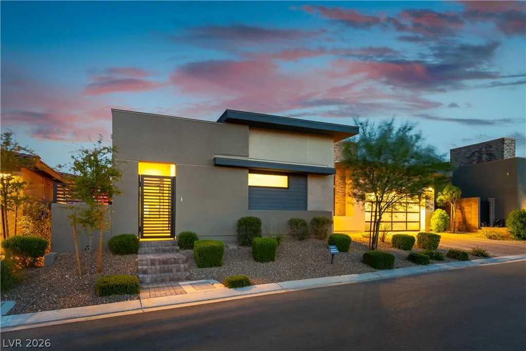 446 Highview Ridge, Las Vegas, NV 89138
