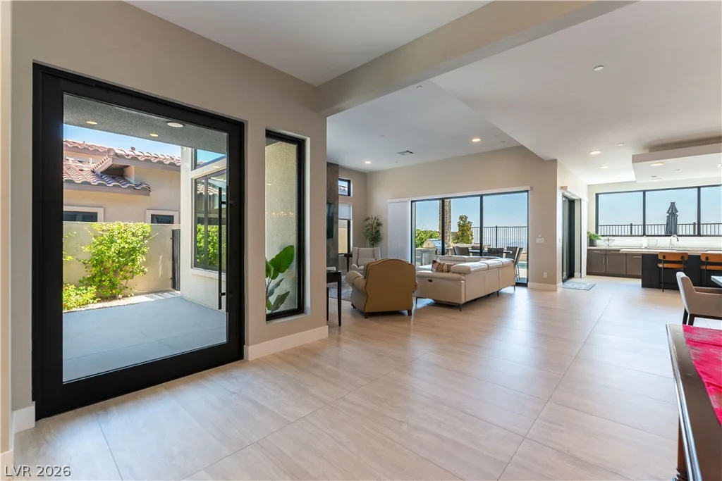 446 Highview Ridge, Las Vegas, NV 89138
