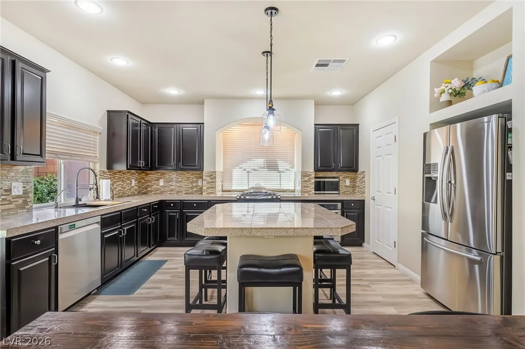5377 Tartan Hill, Las Vegas, NV 89141