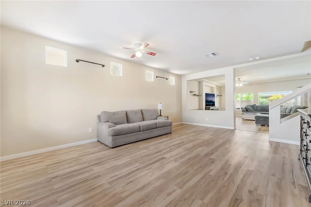 5377 Tartan Hill, Las Vegas, NV 89141