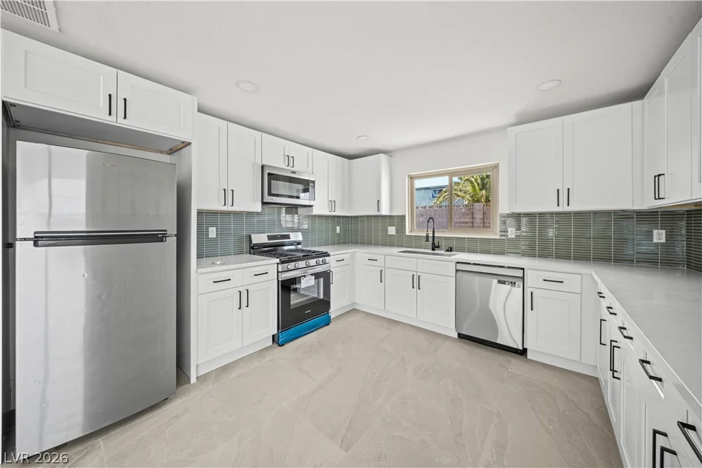4378 Swandale, Las Vegas, NV 89121