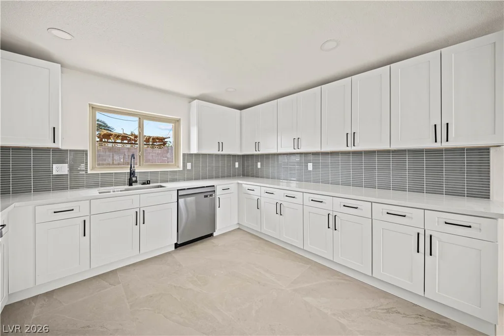4378 Swandale, Las Vegas, NV 89121