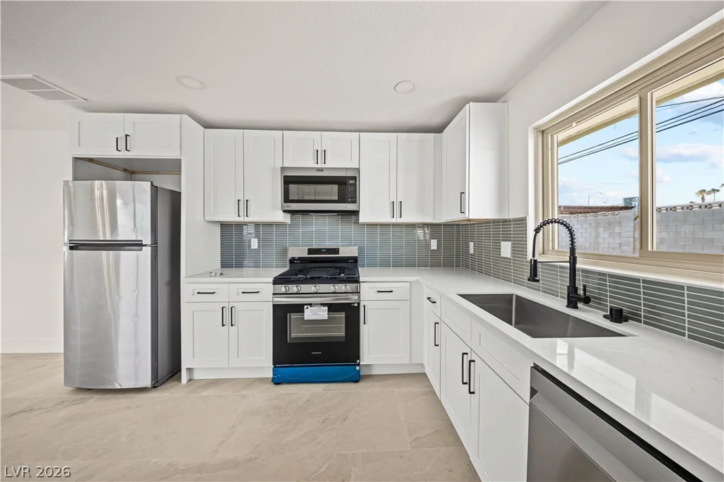 4378 Swandale, Las Vegas, NV 89121