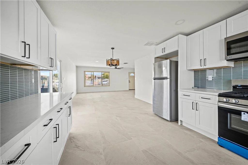 4378 Swandale, Las Vegas, NV 89121
