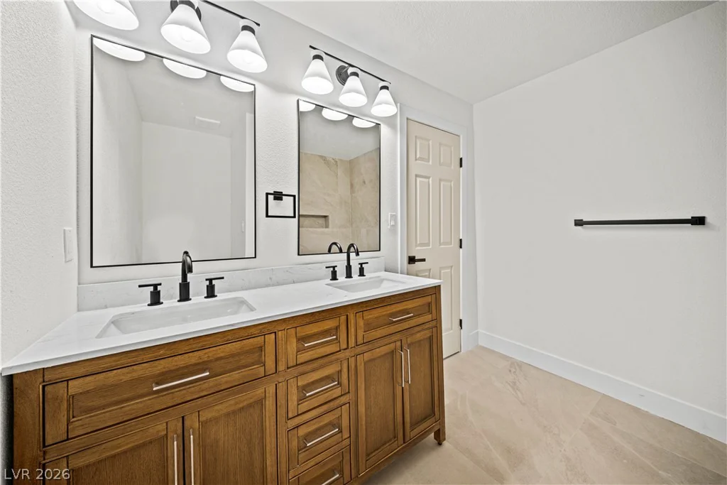 4378 Swandale, Las Vegas, NV 89121