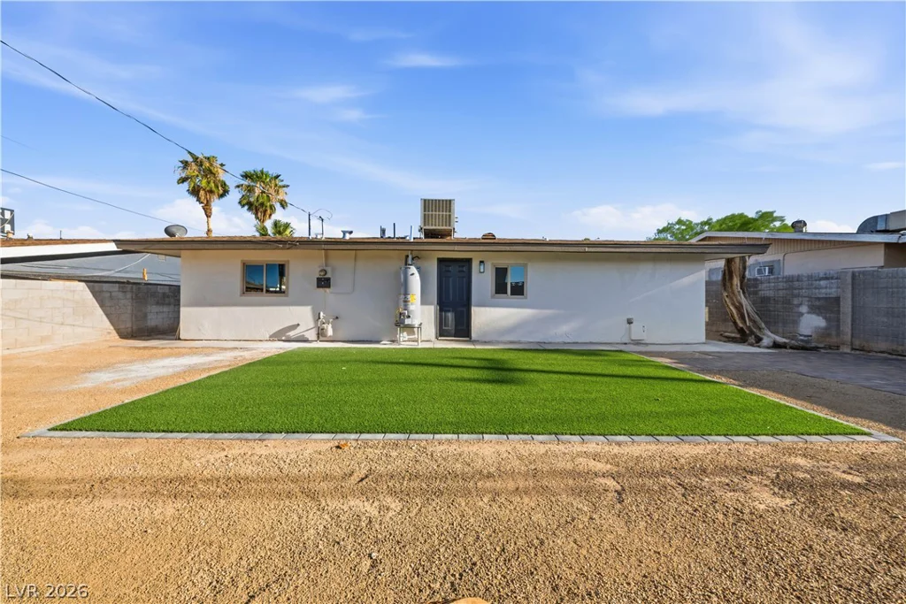 4378 Swandale, Las Vegas, NV 89121