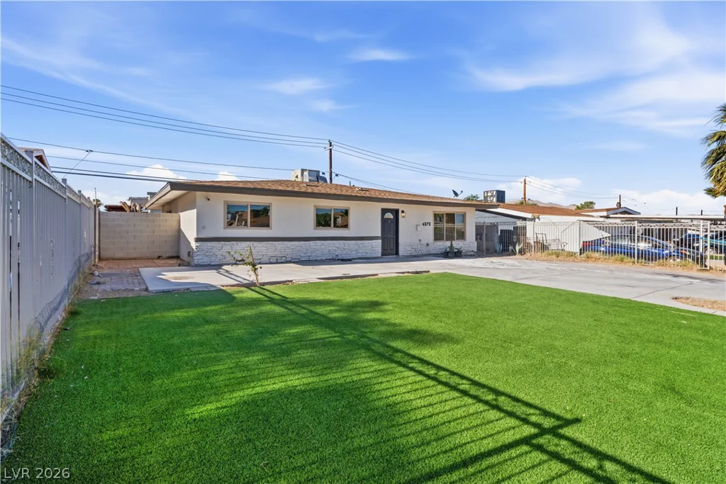 4378 Swandale, Las Vegas, NV 89121