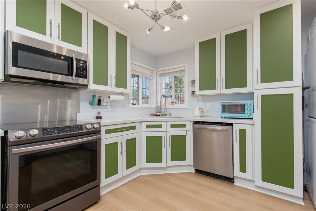 1016 Sweeney, Las Vegas, NV 89104