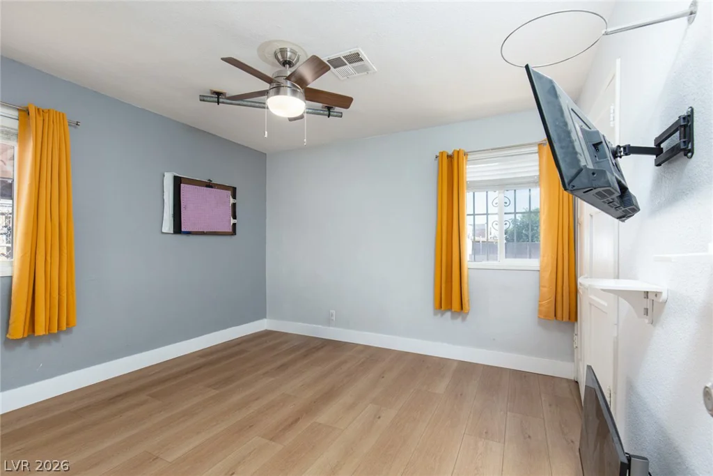 1016 Sweeney, Las Vegas, NV 89104