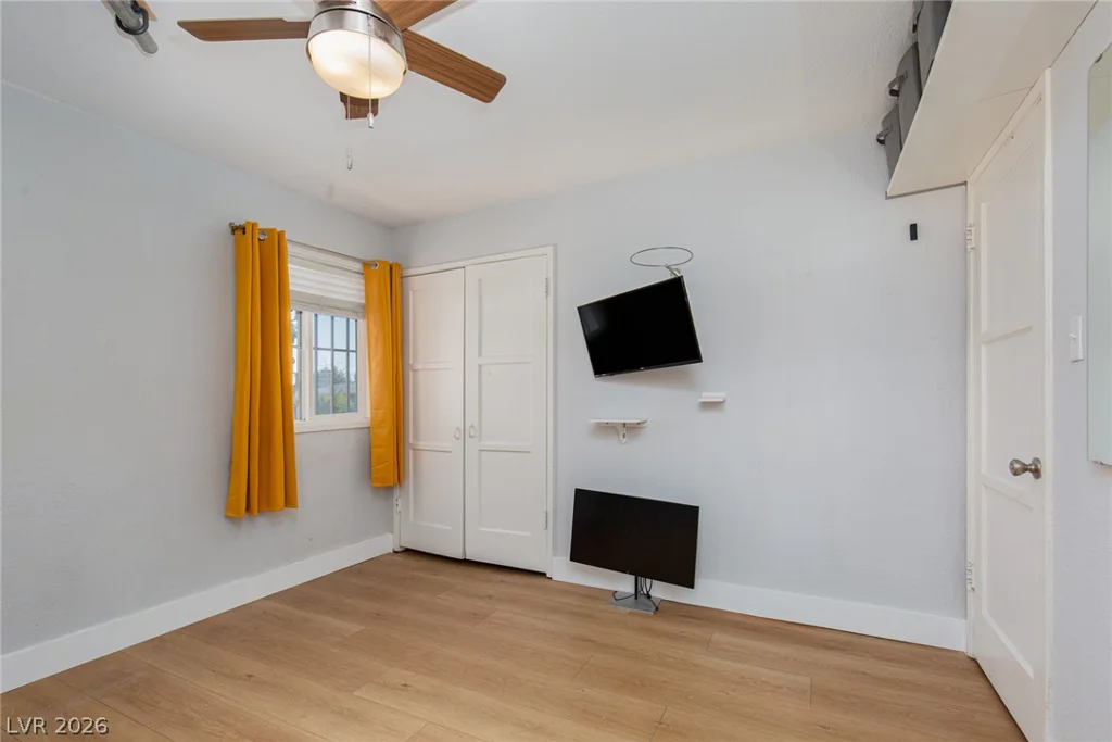 1016 Sweeney, Las Vegas, NV 89104