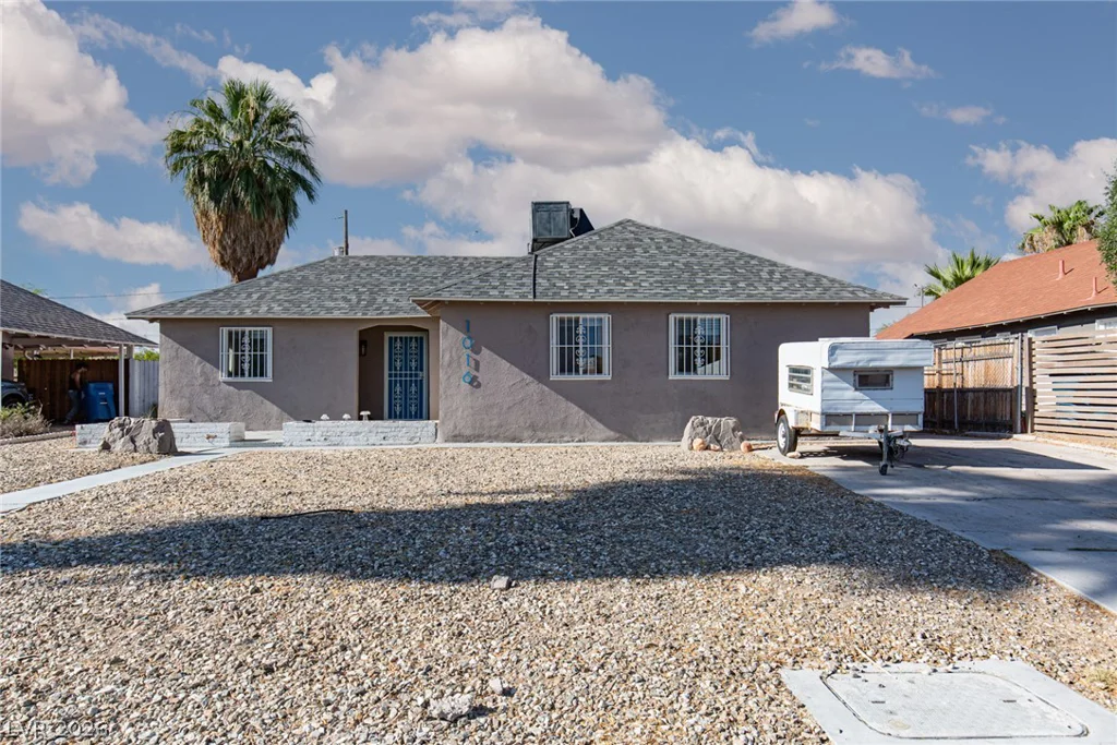1016 Sweeney, Las Vegas, NV 89104