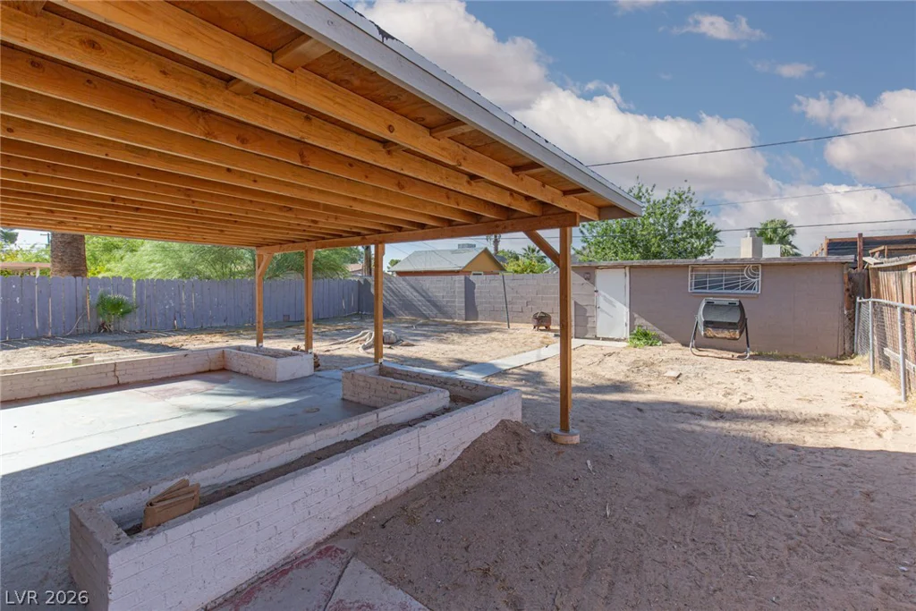 1016 Sweeney, Las Vegas, NV 89104