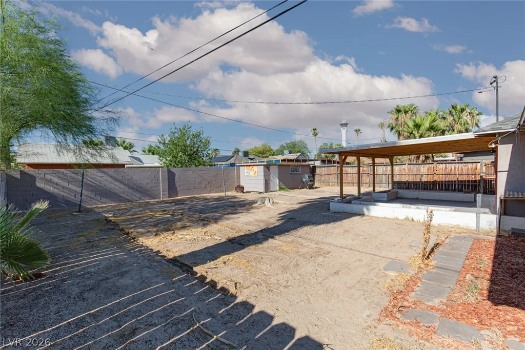 1016 Sweeney, Las Vegas, NV 89104