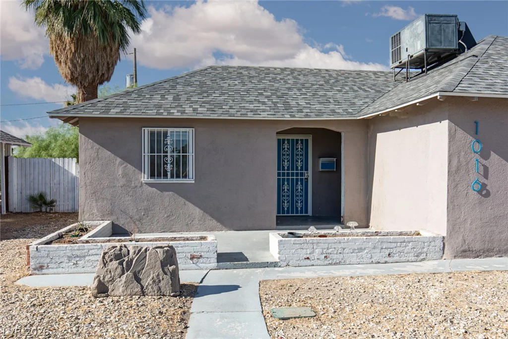 1016 Sweeney, Las Vegas, NV 89104