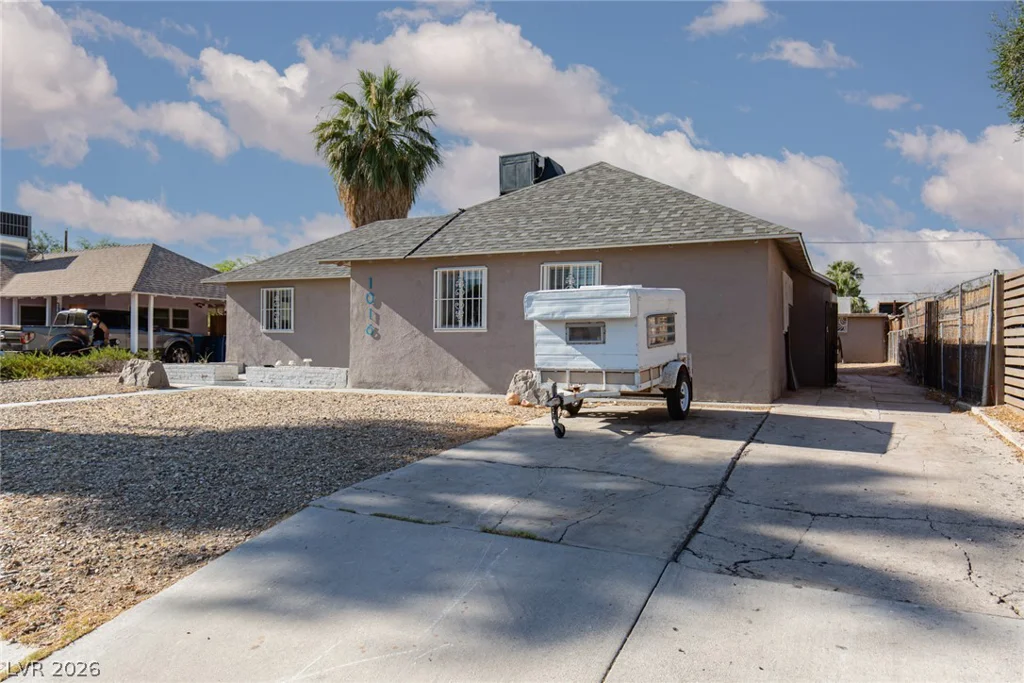 1016 Sweeney, Las Vegas, NV 89104