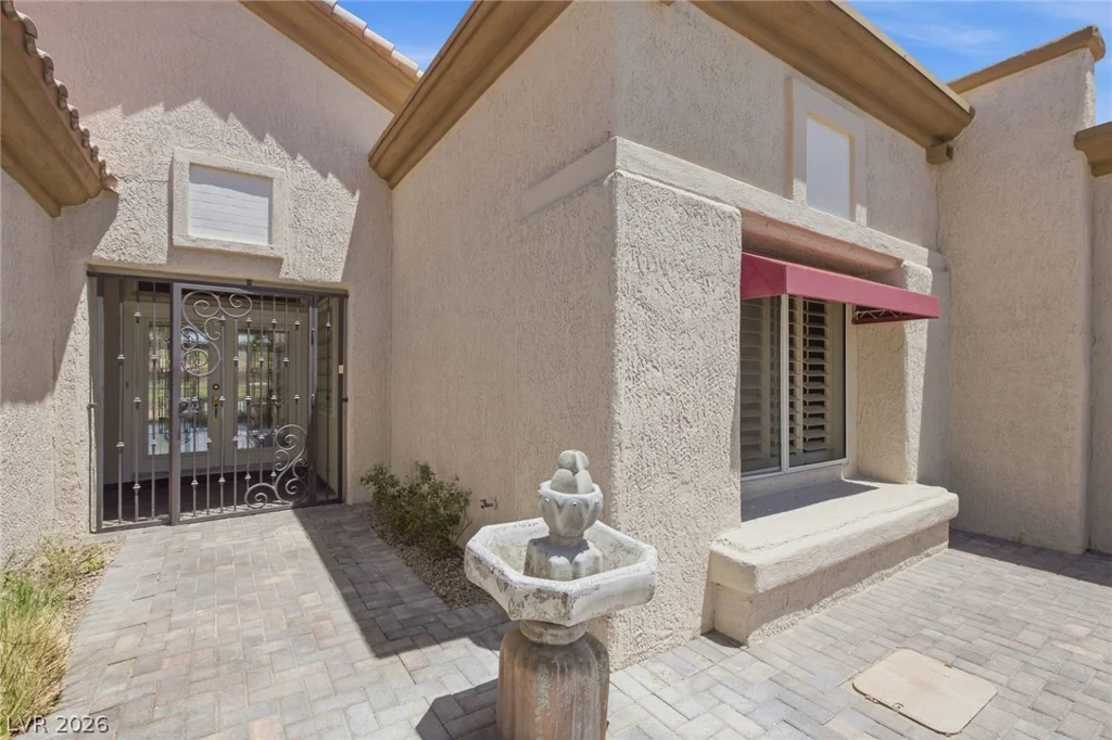 9404 January, Las Vegas, NV 89134