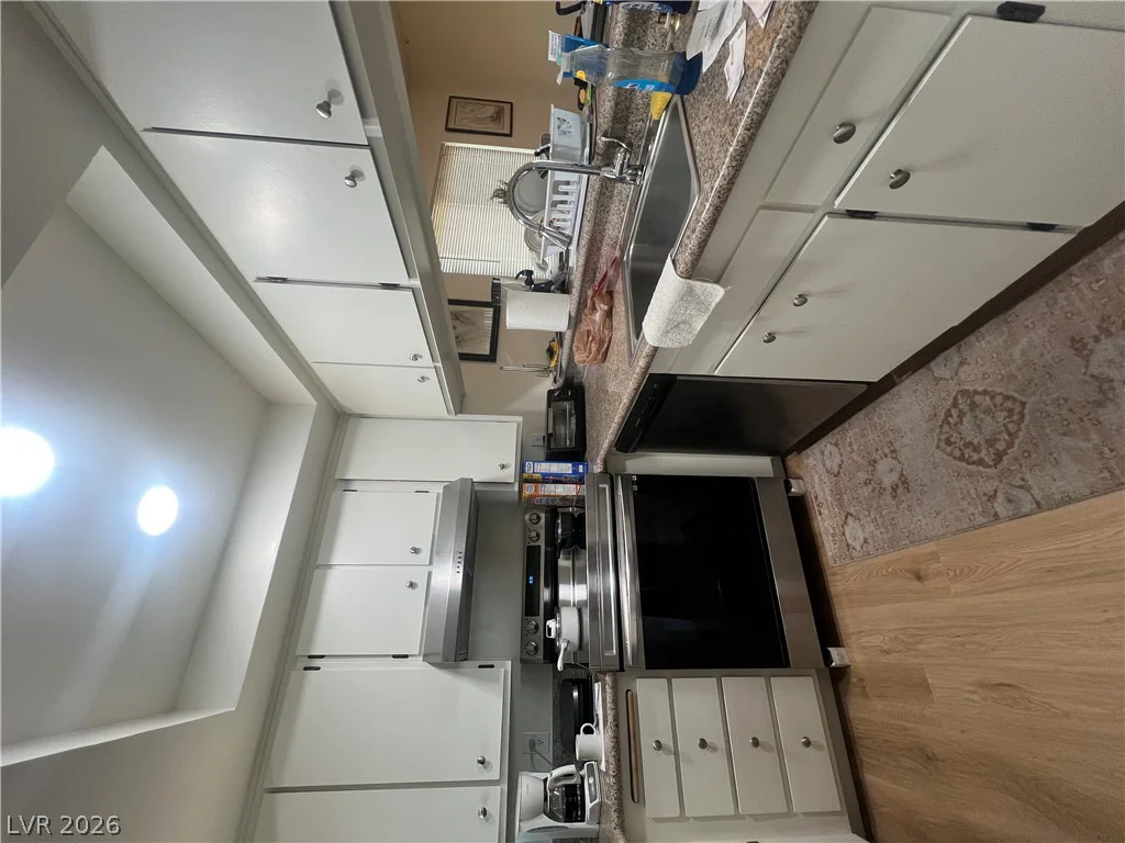 2333 Cardiff, Las Vegas, NV 89108