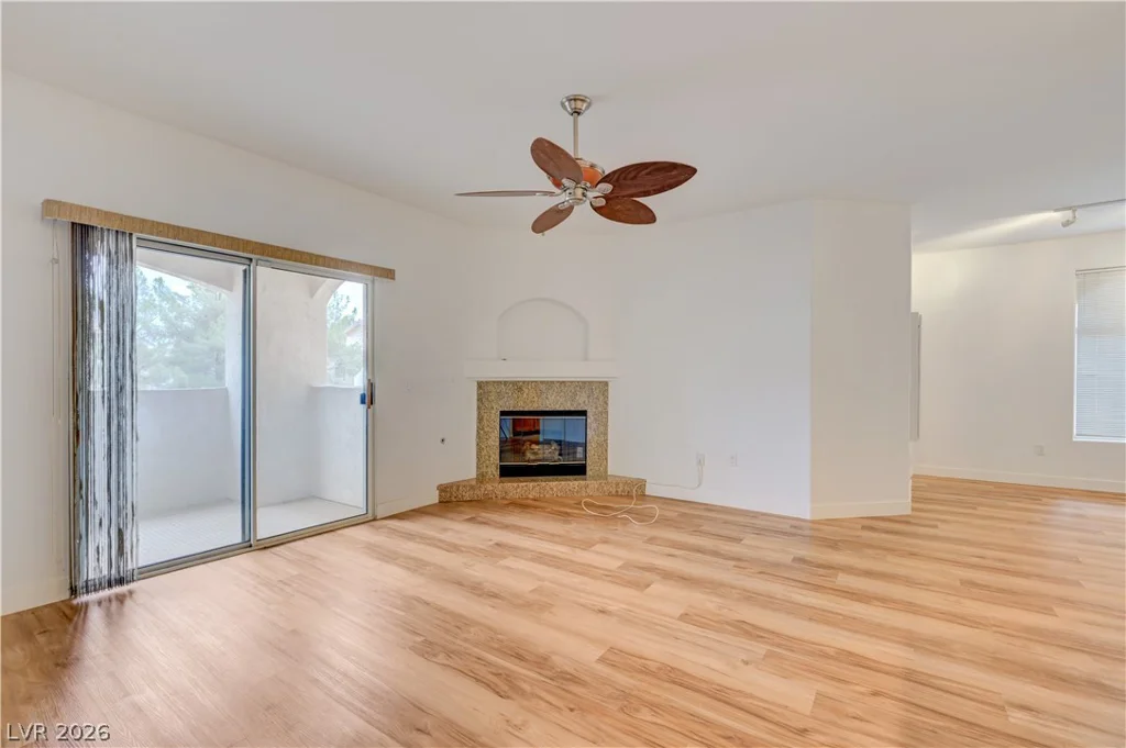 2050 Warm Springs, Henderson, NV 89014