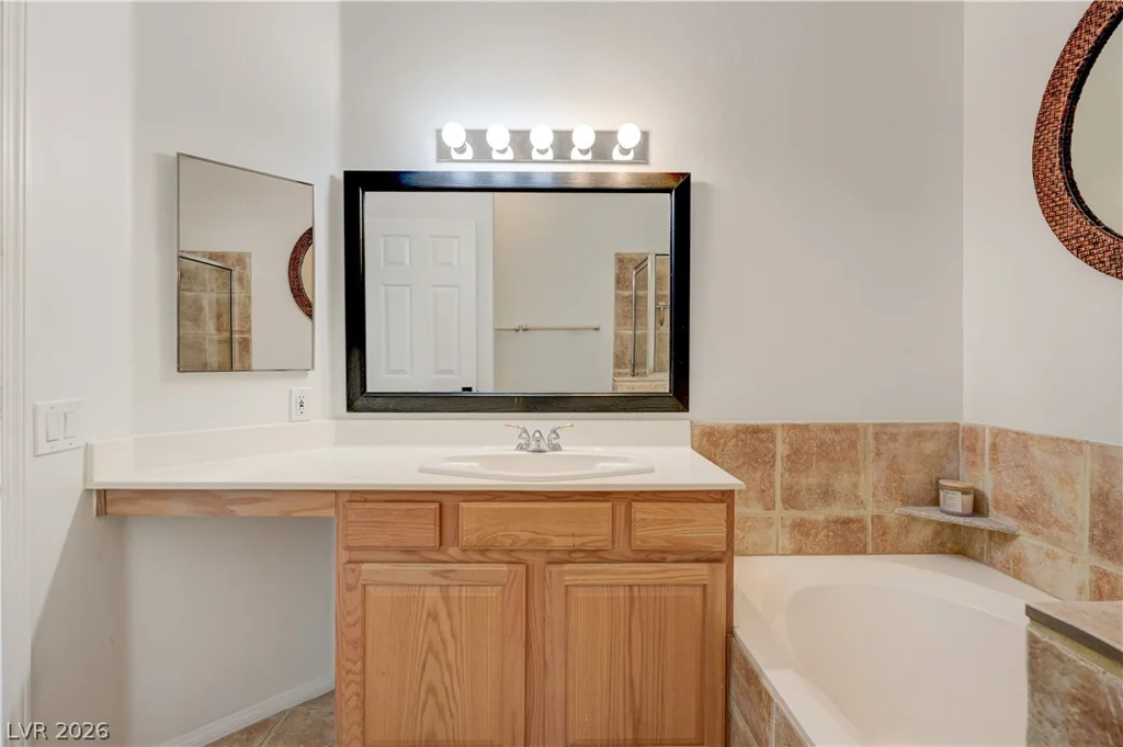 2050 Warm Springs, Henderson, NV 89014