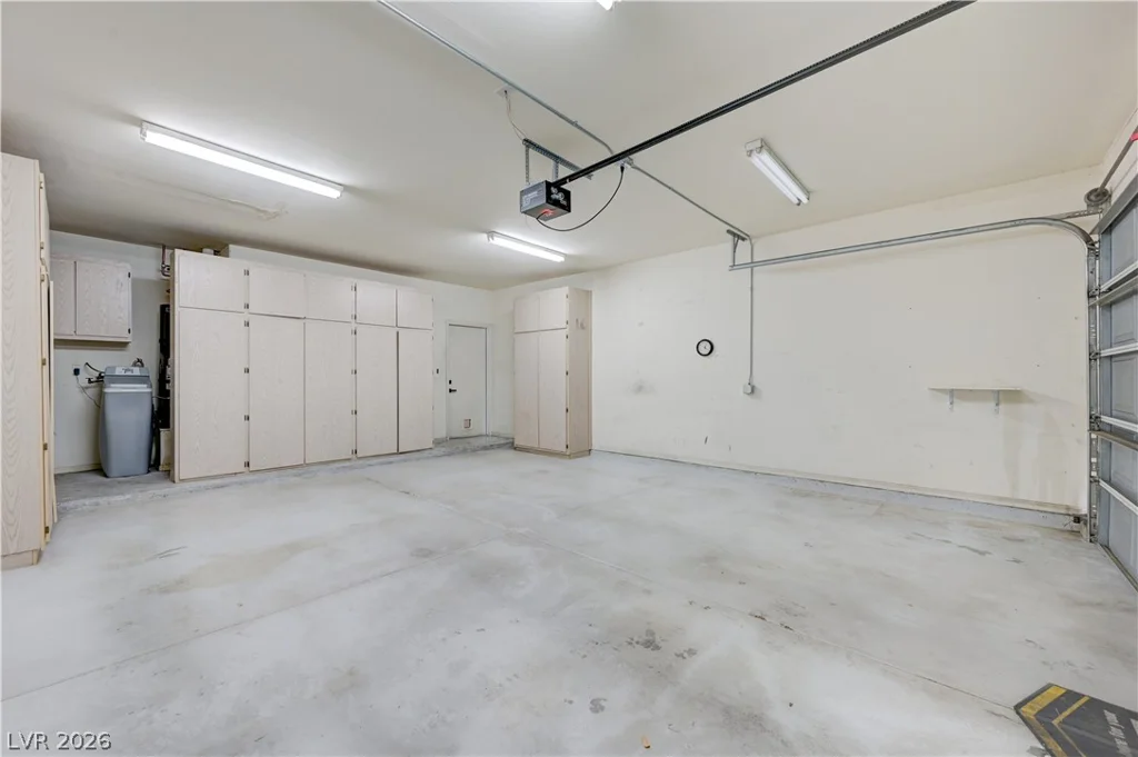 2050 Warm Springs, Henderson, NV 89014