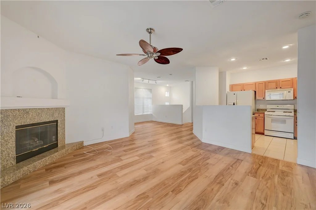 2050 Warm Springs, Henderson, NV 89014
