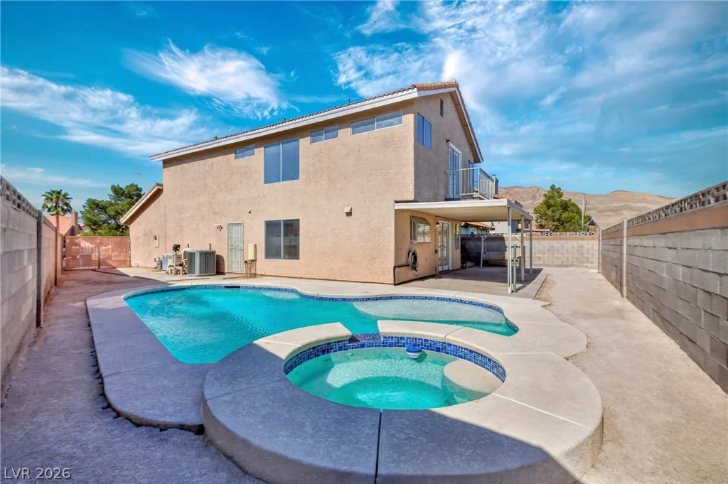 5841 Stateline, Las Vegas, NV 89110