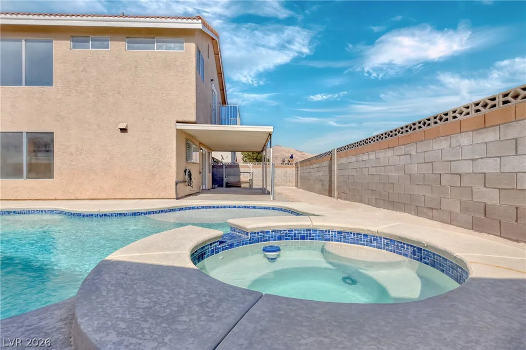 5841 Stateline, Las Vegas, NV 89110