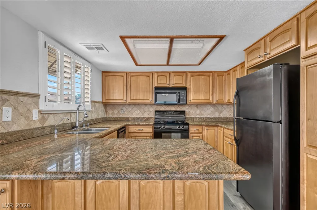 5841 Stateline, Las Vegas, NV 89110