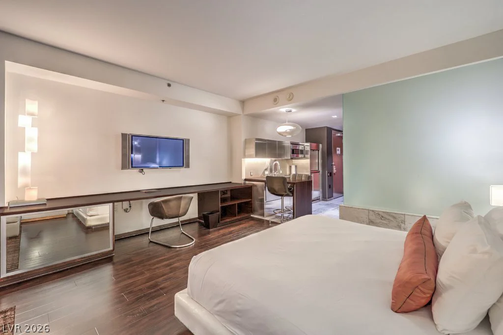 4381 Flamingo, Las Vegas, NV 89103