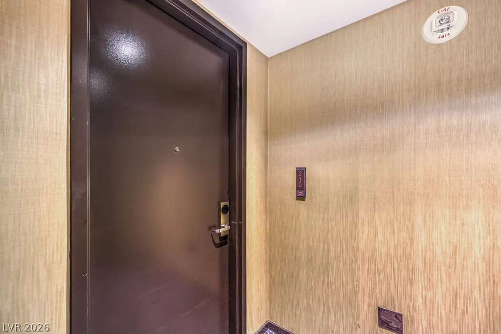 4381 Flamingo, Las Vegas, NV 89103