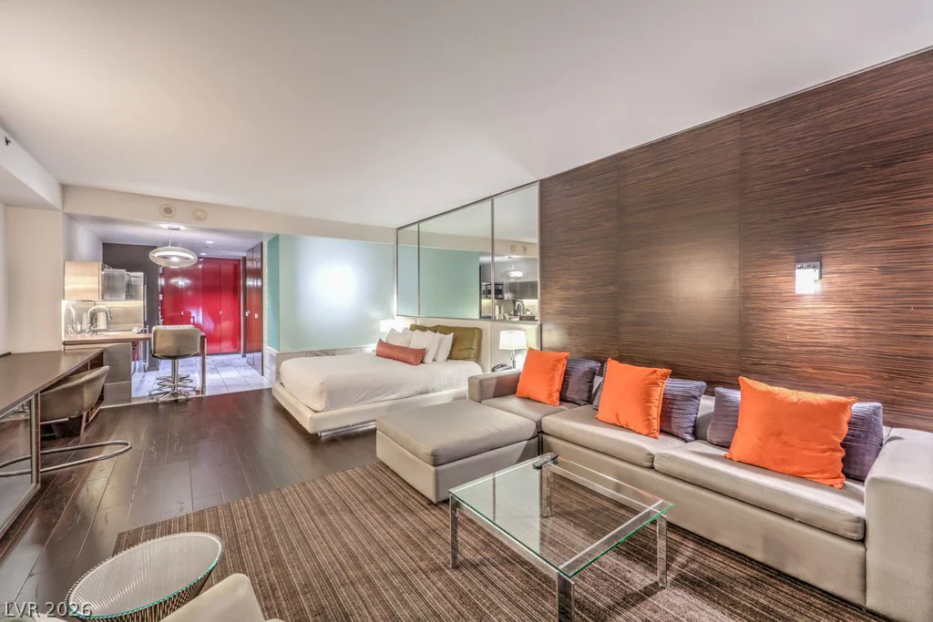 4381 Flamingo, Las Vegas, NV 89103