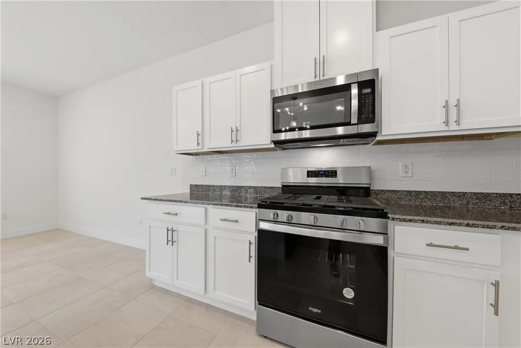 10017 Cabernet Hills, Las Vegas, NV 89141