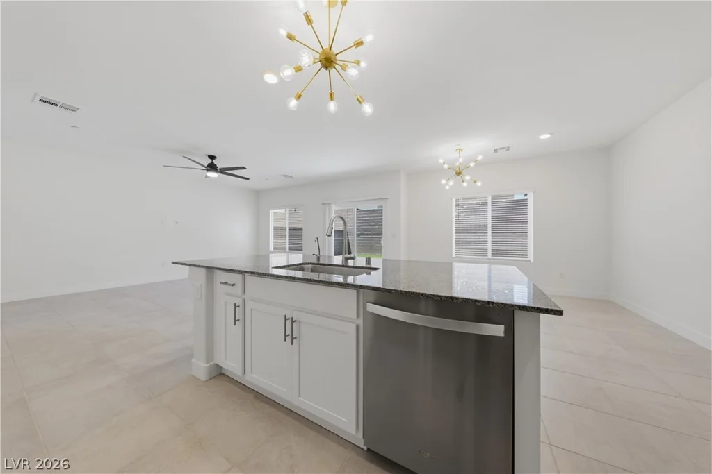 10017 Cabernet Hills, Las Vegas, NV 89141