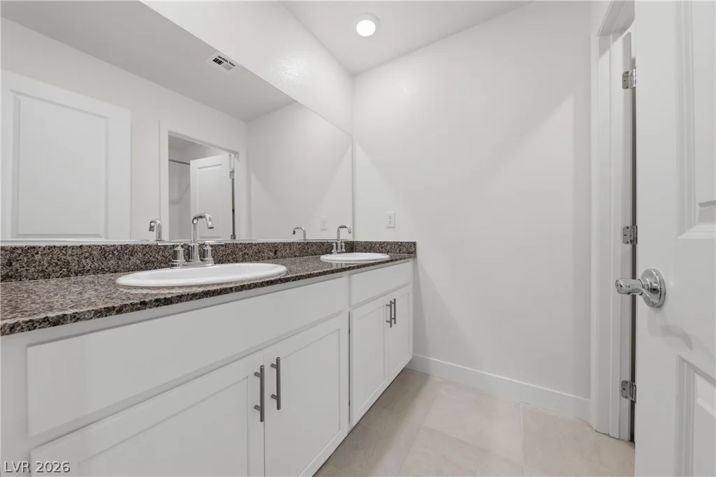 10017 Cabernet Hills, Las Vegas, NV 89141