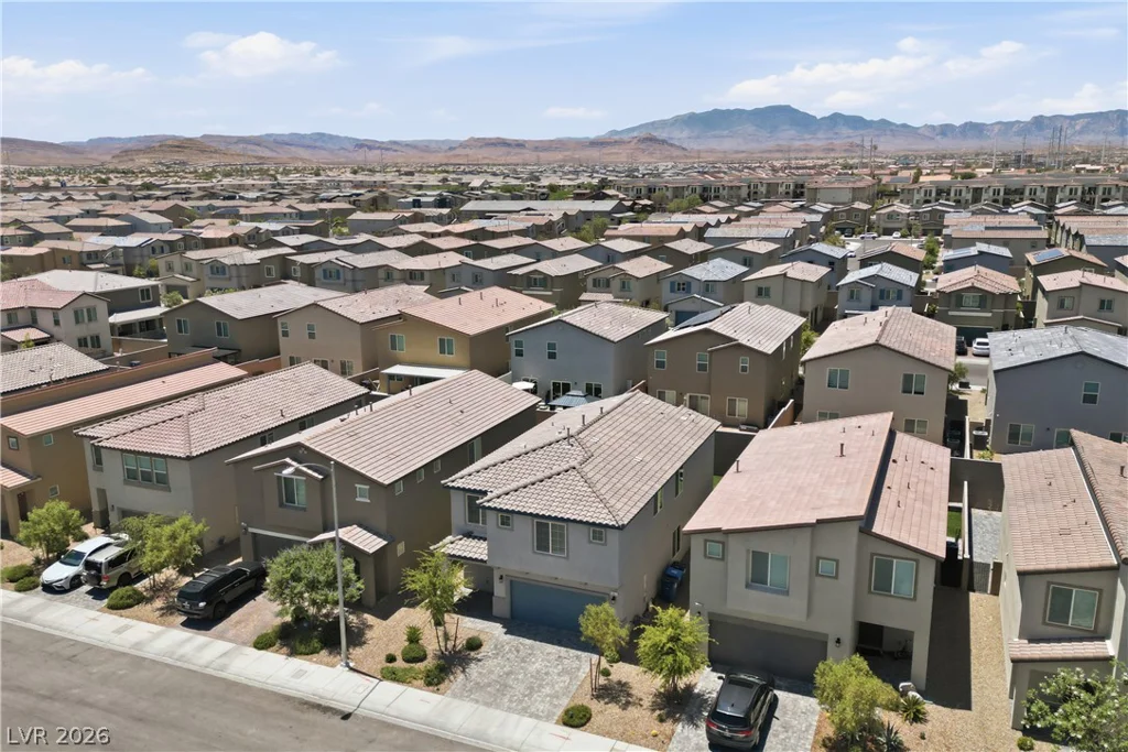 10017 Cabernet Hills, Las Vegas, NV 89141
