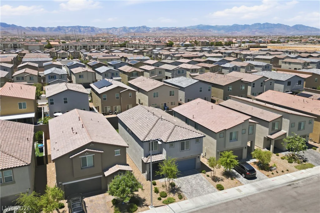 10017 Cabernet Hills, Las Vegas, NV 89141