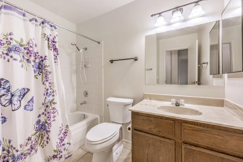250 Princess Ann, Henderson, NV 89015
