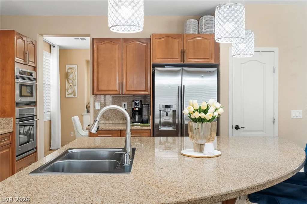 9351 Enchanted Grove, Las Vegas, NV 89149