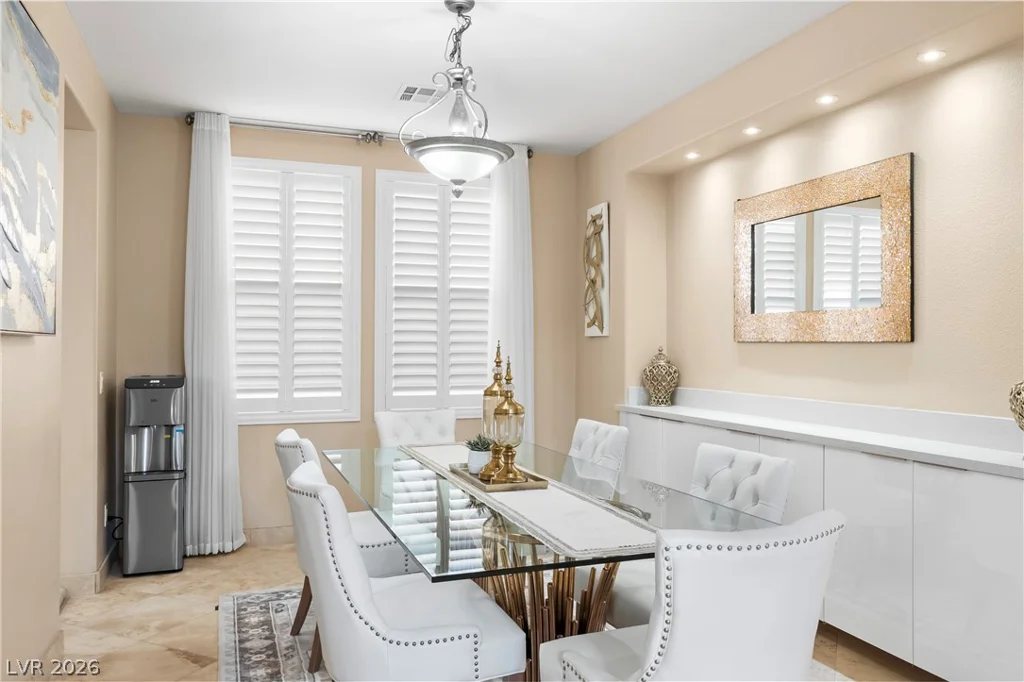 9351 Enchanted Grove, Las Vegas, NV 89149