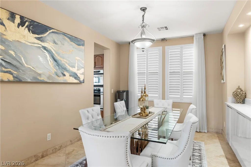 9351 Enchanted Grove, Las Vegas, NV 89149