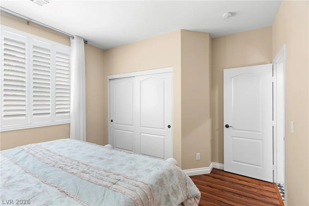 9351 Enchanted Grove, Las Vegas, NV 89149