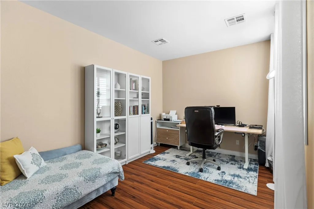 9351 Enchanted Grove, Las Vegas, NV 89149
