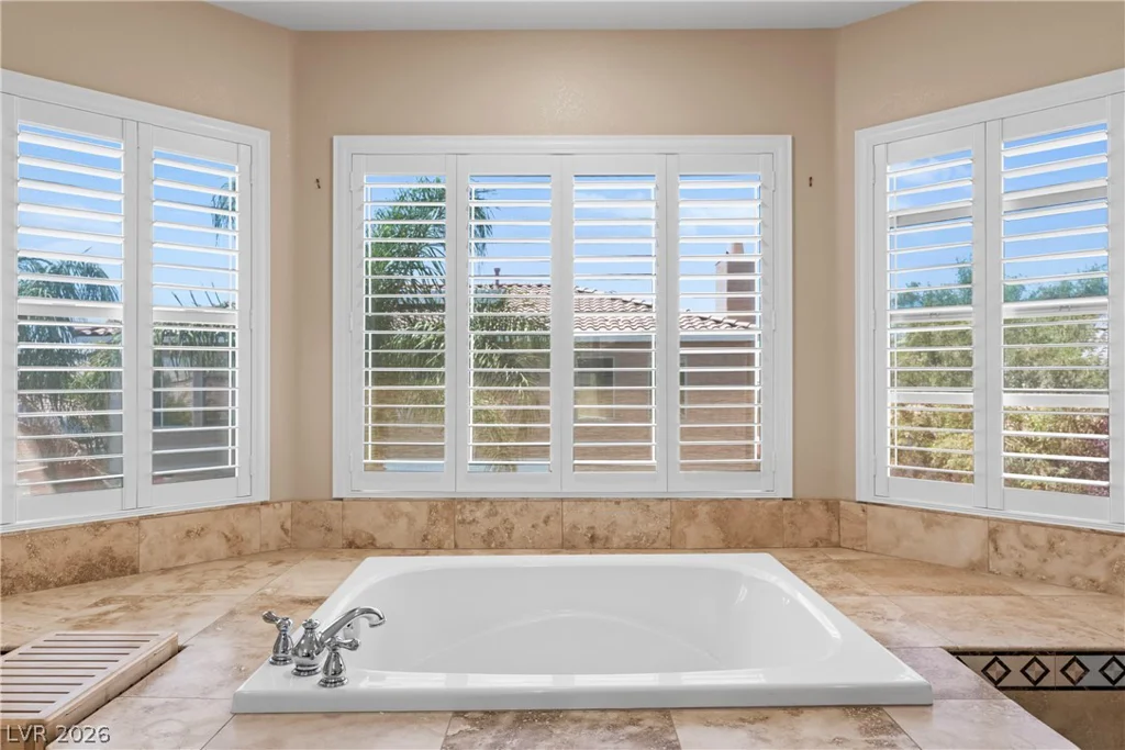 9351 Enchanted Grove, Las Vegas, NV 89149