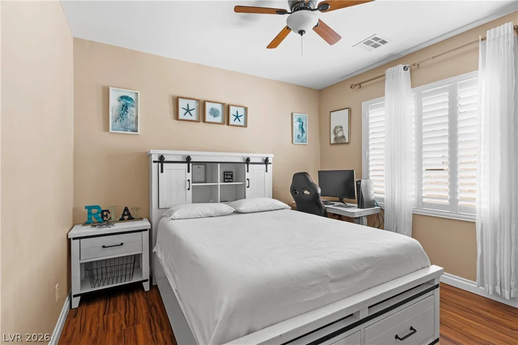 9351 Enchanted Grove, Las Vegas, NV 89149