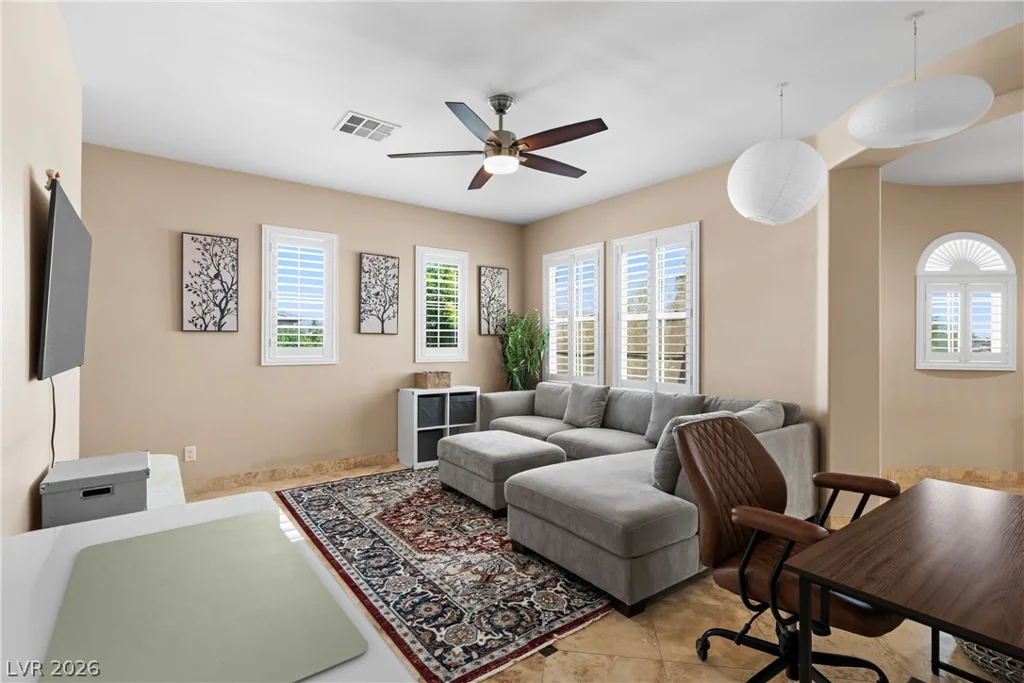 9351 Enchanted Grove, Las Vegas, NV 89149