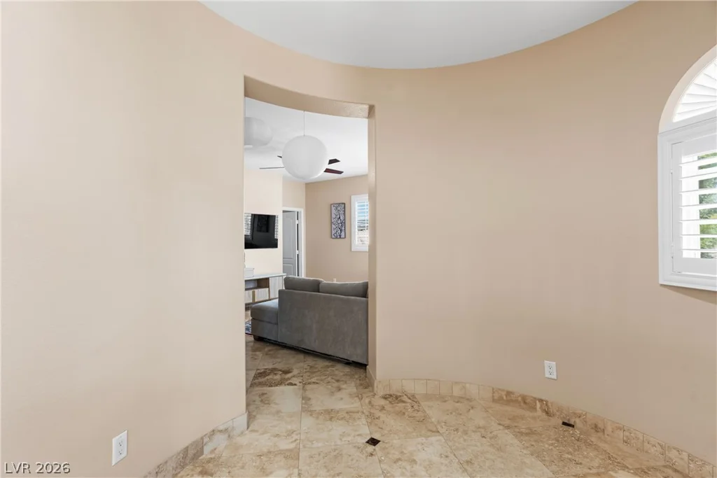 9351 Enchanted Grove, Las Vegas, NV 89149