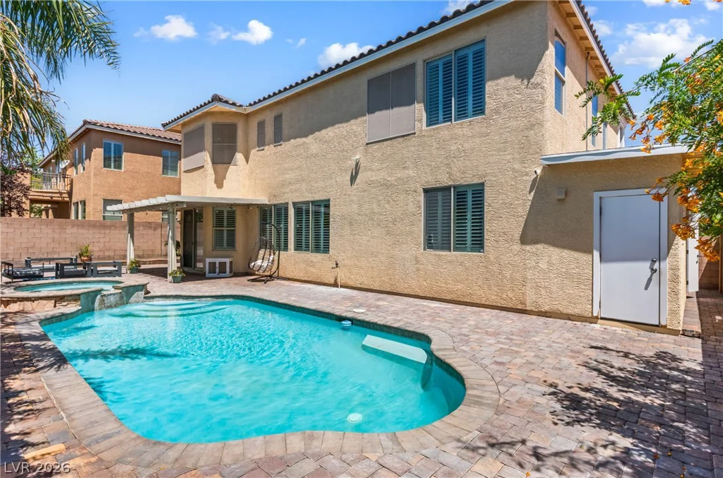 9351 Enchanted Grove, Las Vegas, NV 89149