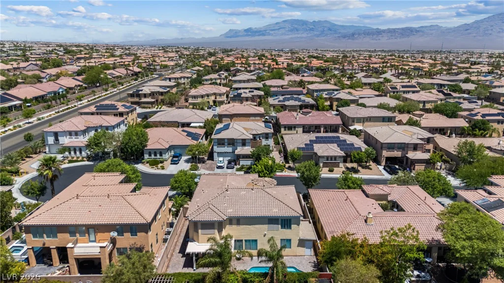 9351 Enchanted Grove, Las Vegas, NV 89149
