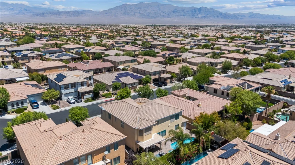 9351 Enchanted Grove, Las Vegas, NV 89149